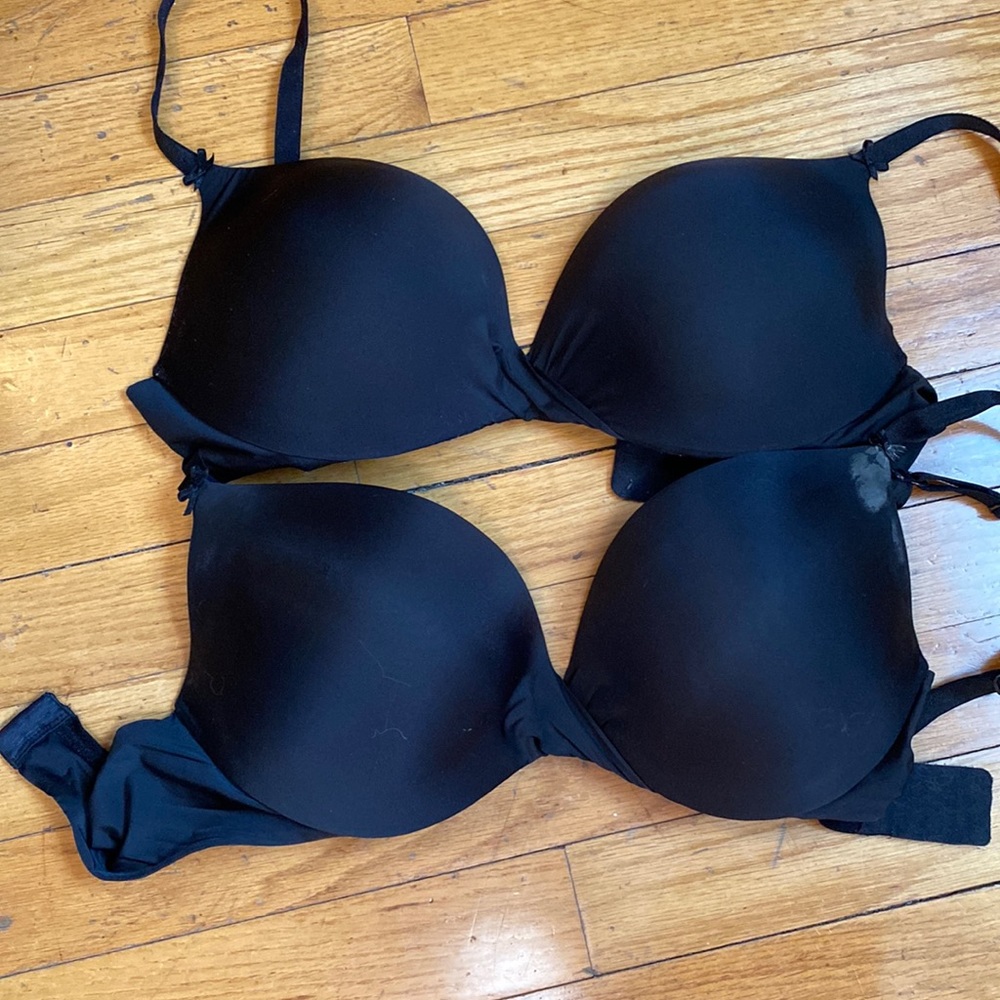 2 Black Plunge Front Victoria Secret Bras